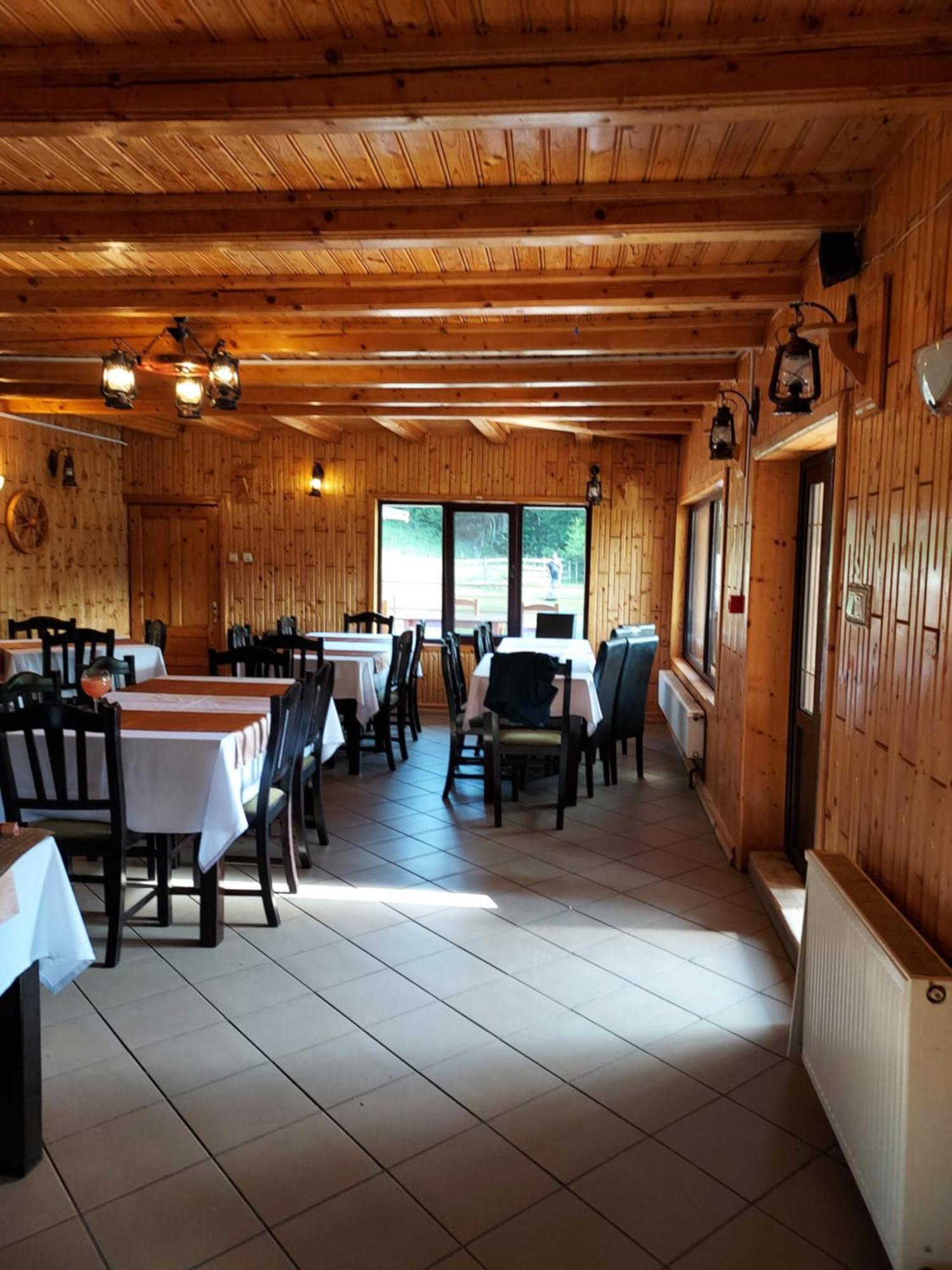 Pensiunea La Taverna Trăisteni Eksteriør billede