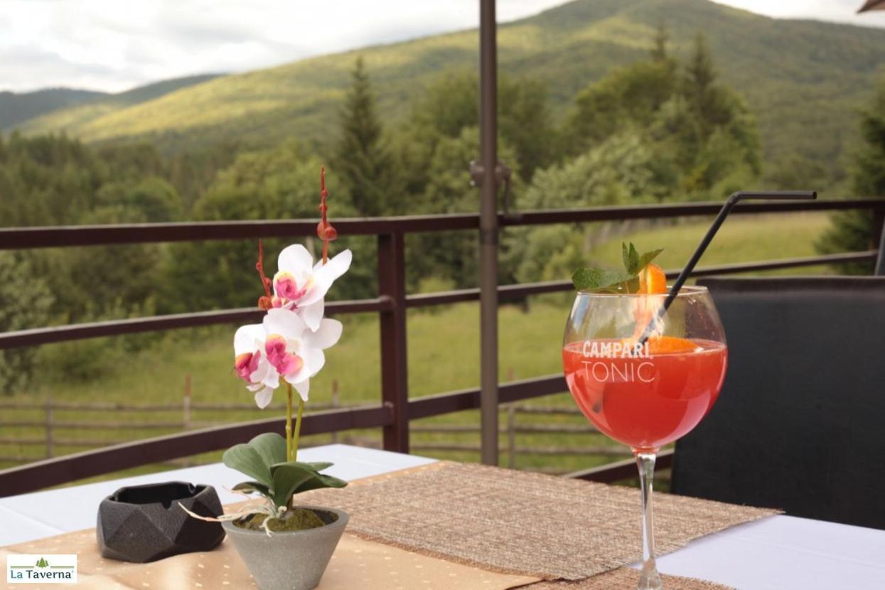 Pensiunea La Taverna Trăisteni Eksteriør billede