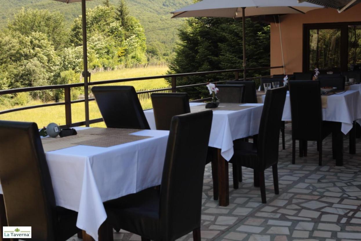 Pensiunea La Taverna Trăisteni Eksteriør billede