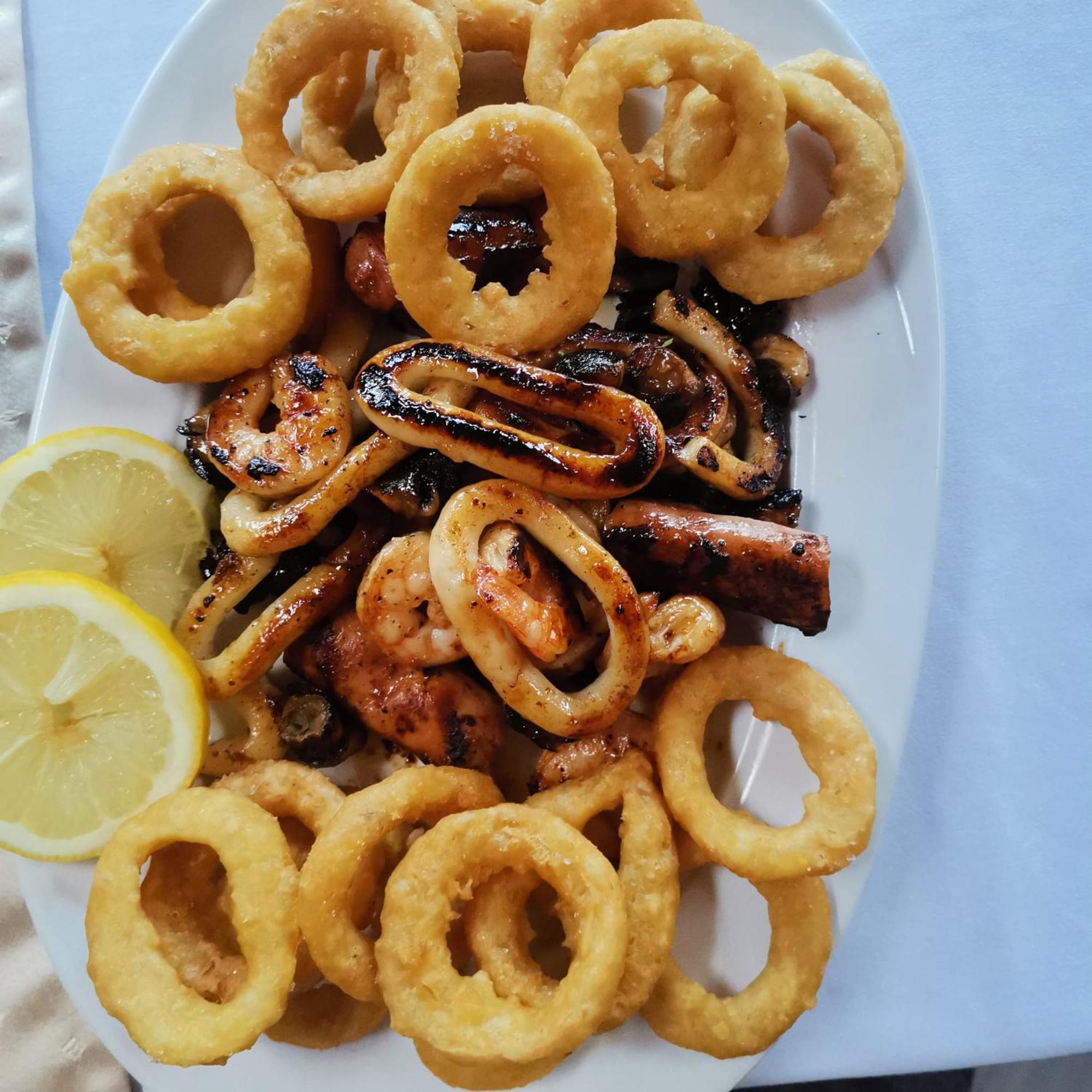 Pensiunea La Taverna Trăisteni Eksteriør billede