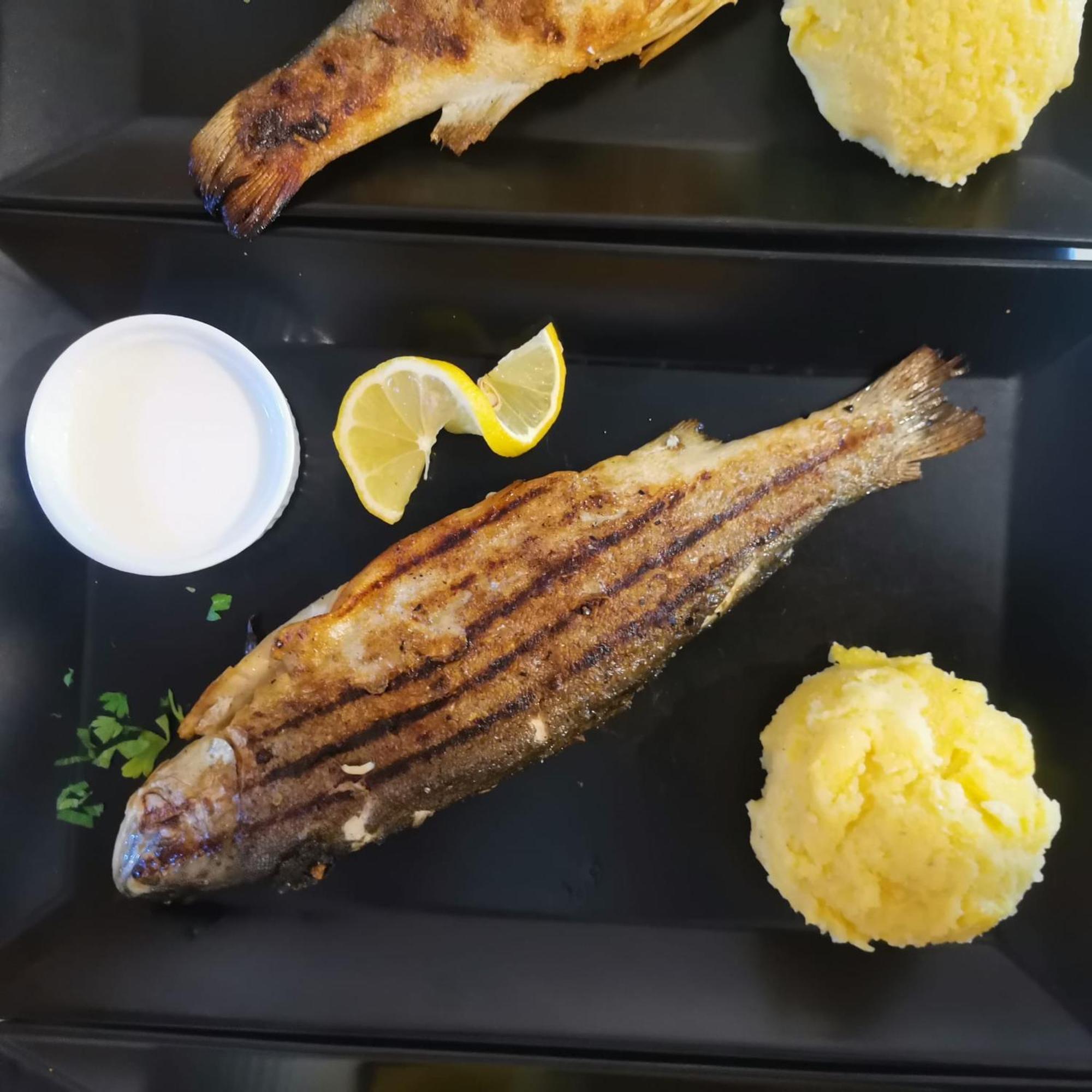 Pensiunea La Taverna Trăisteni Eksteriør billede