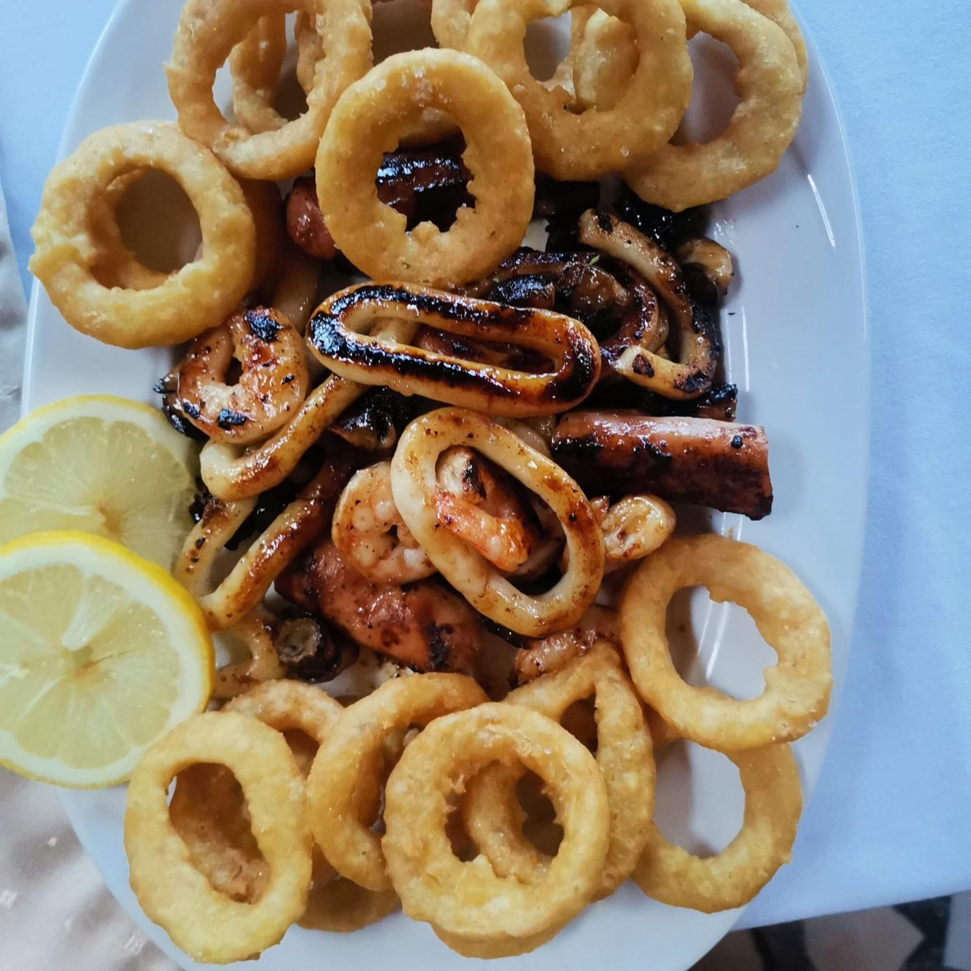 Pensiunea La Taverna Trăisteni Eksteriør billede