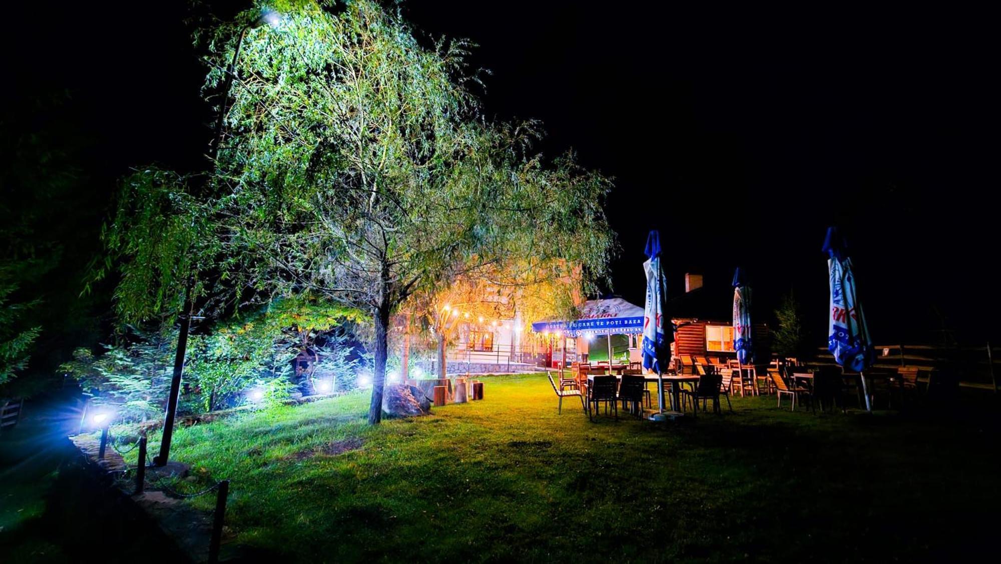 Pensiunea La Taverna Trăisteni Eksteriør billede